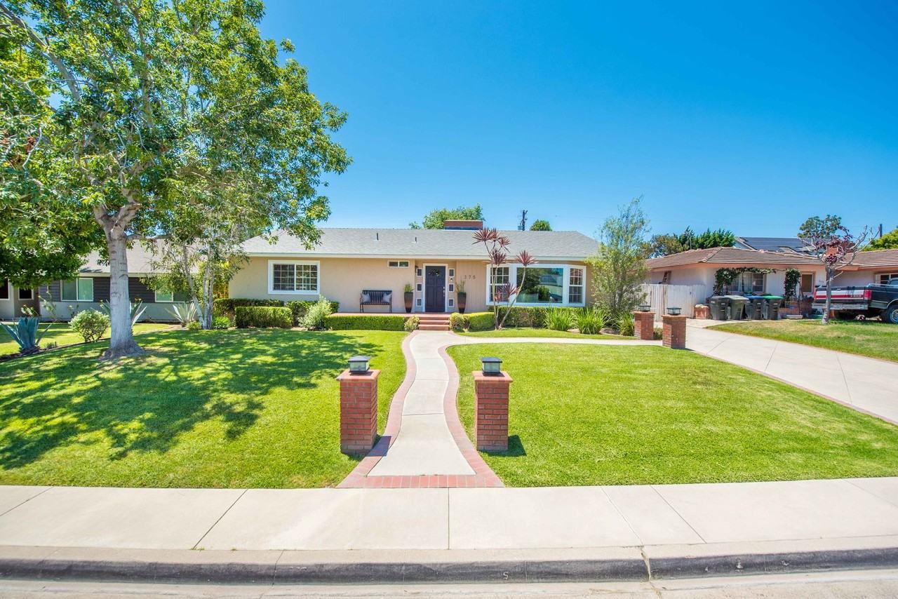 153 S Stardust Cir - Photo 3 of 16