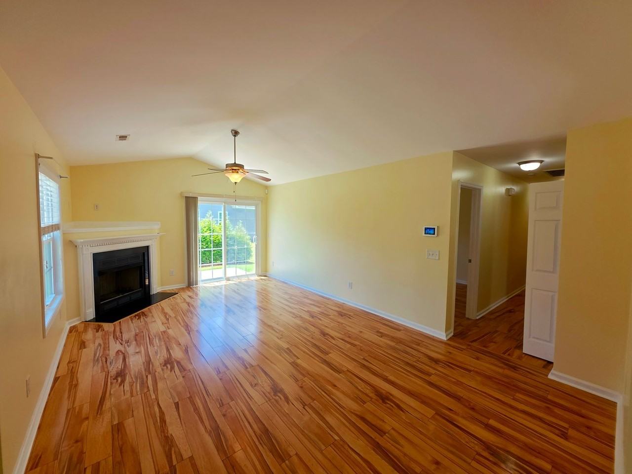 9724 Haven Blvd - Photo 5 of 14