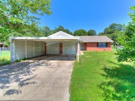 featured image of 3658 Harper Rd