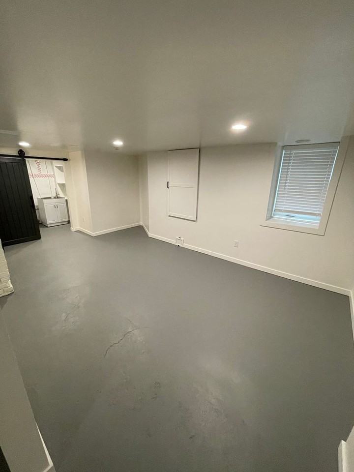 6715 Maribette Rd - Photo 4 of 17