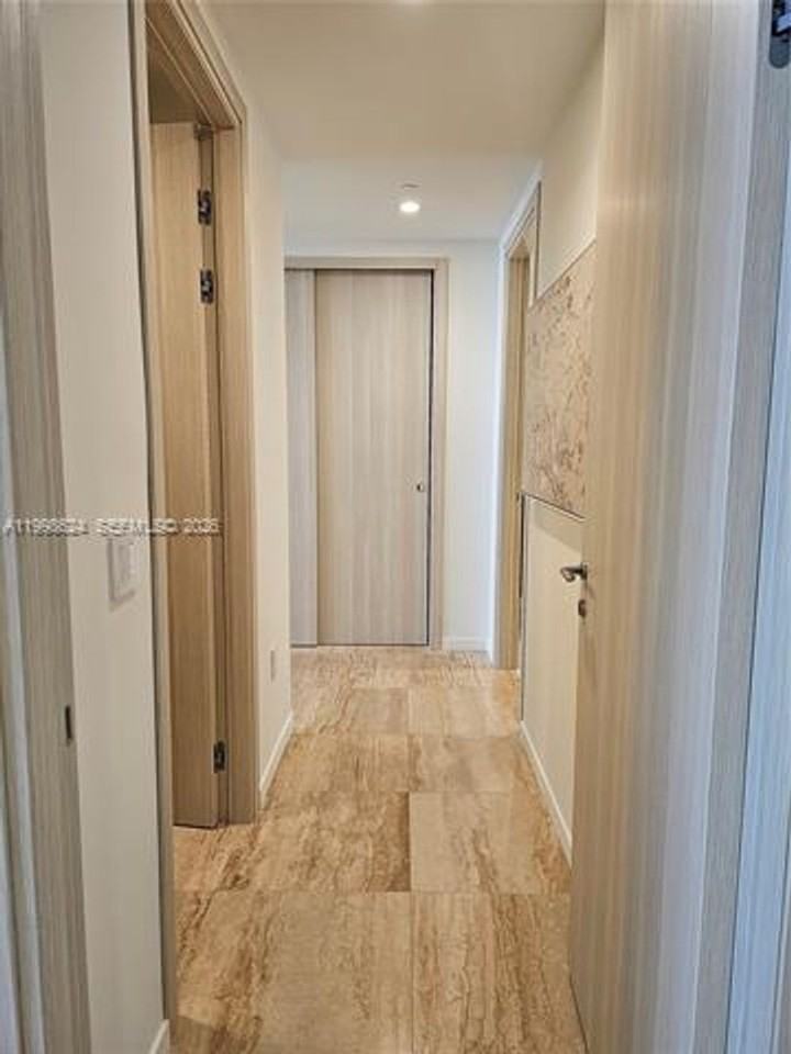 137 Miriam St