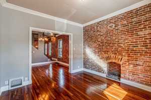featured image of 2105 W 31st Ave