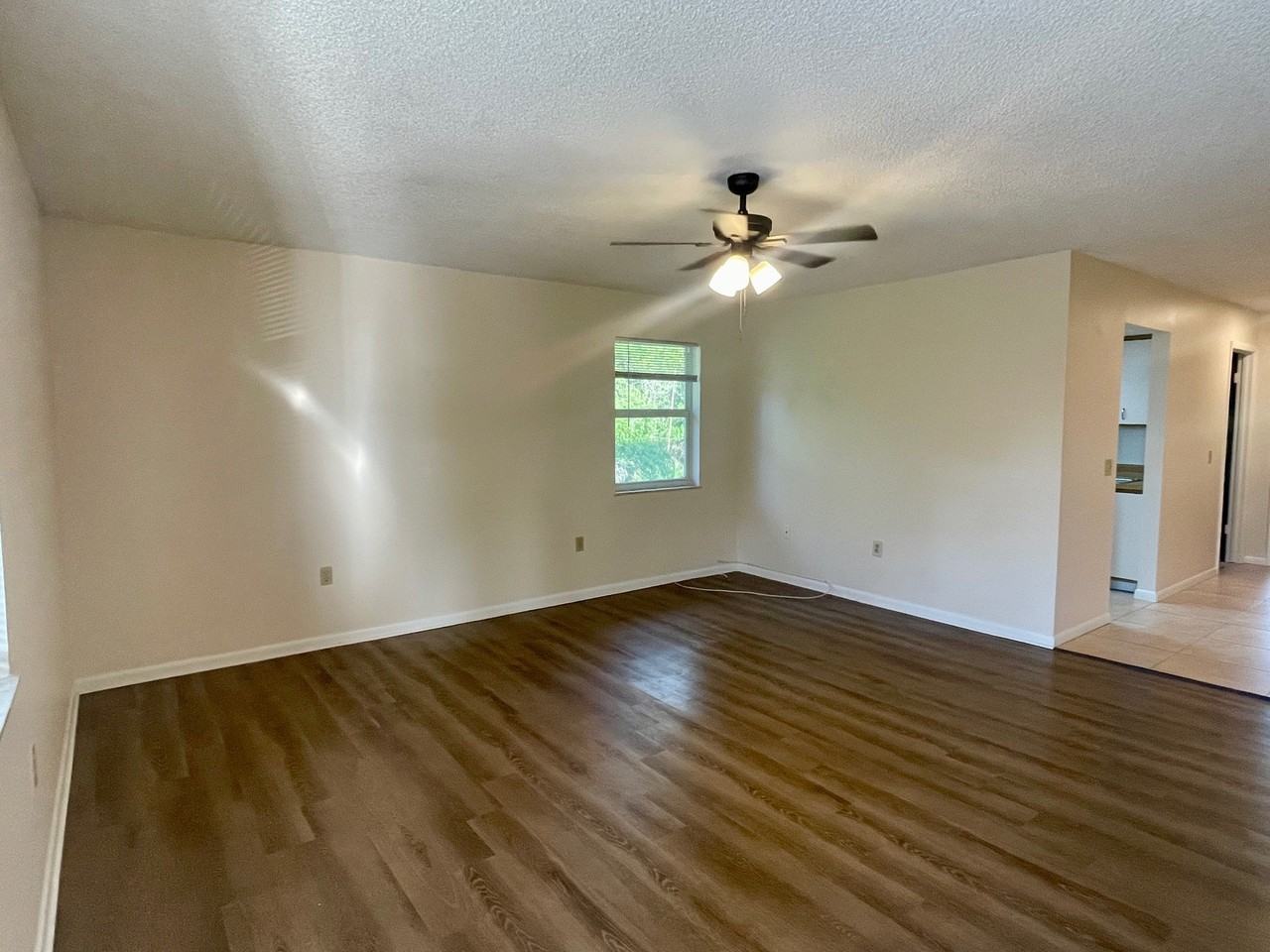 14907 Coldwater Ln - Photo 3 of 25