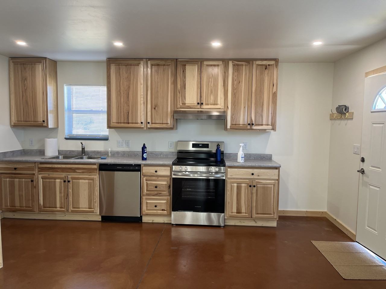 1 Sourwood Cir - Photo 5 of 36