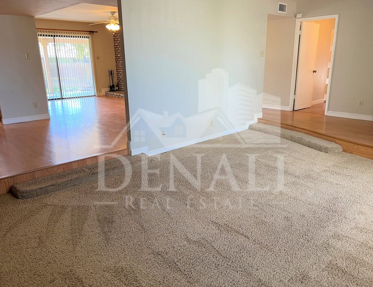 5129 E Emile Zola Ave - Photo 5 of 34