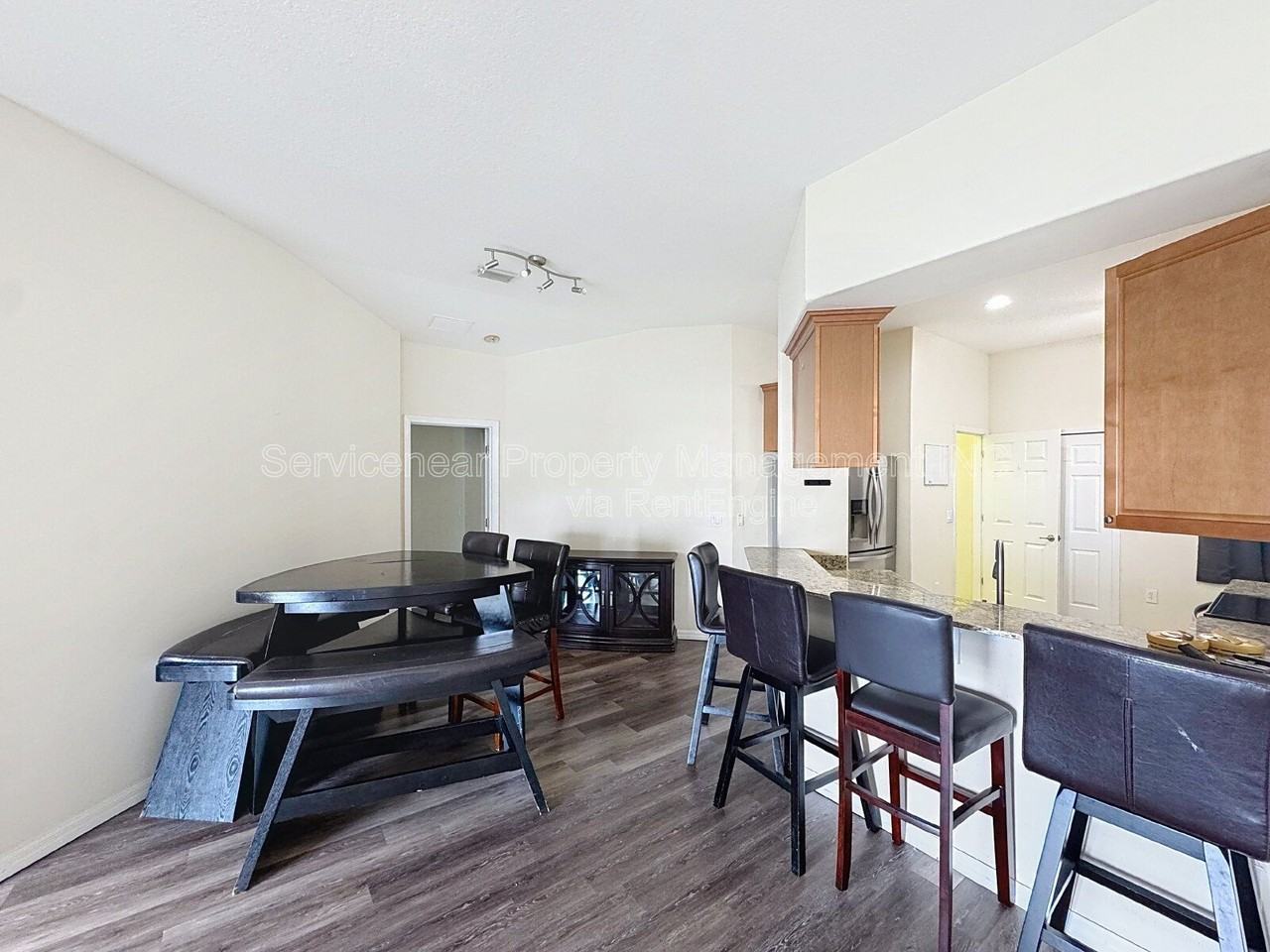 13465 Fladgate Mark Dr - Photo 5 of 24