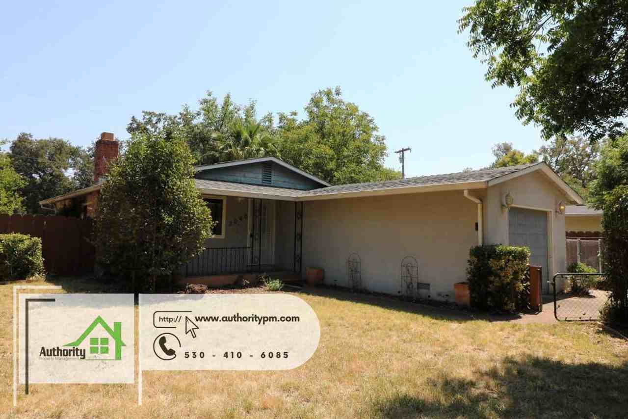 3040 Sharon Ave - Photo 3 of 21
