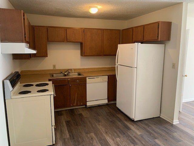 205 Kristin Dr #A - Photo 4 of 15