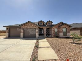 featured image of 2915 Tractor Ave