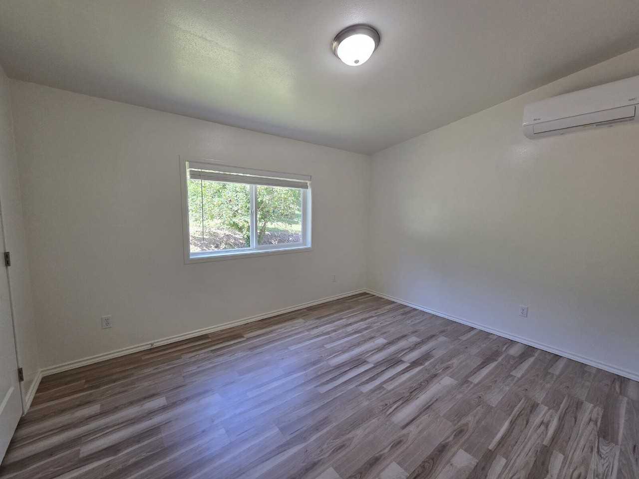 3950 Shoestring Rd - Photo 5 of 33