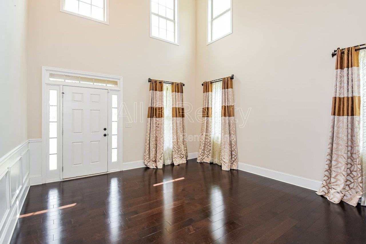 3738 Valley Spring Dr Nw - Photo 6 of 28