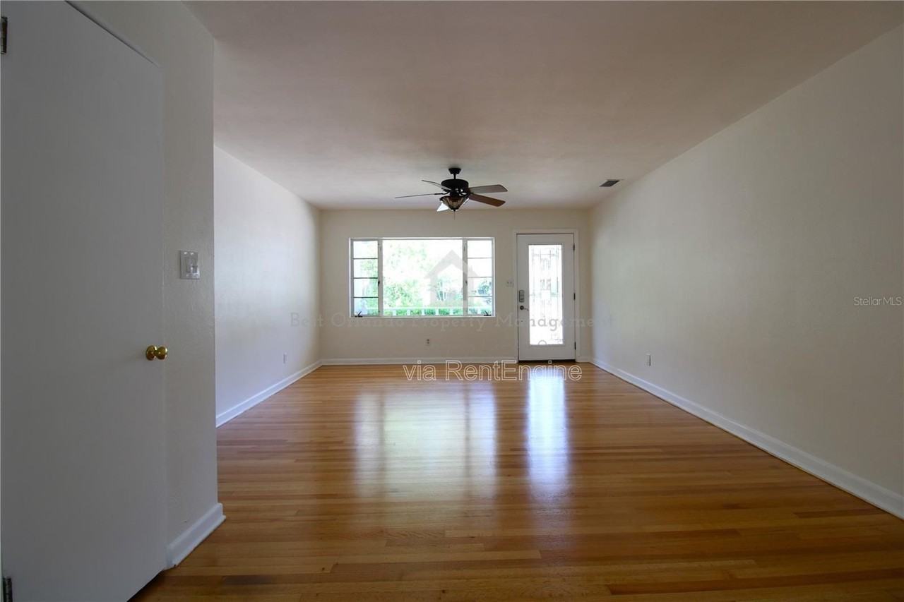 1639 Oakmont Ln - Photo 6 of 37