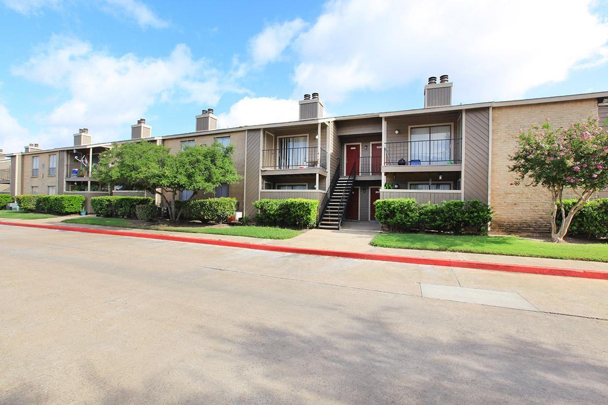 Westchase Estates Apartments for Rent 2305 Hayes Rd, Houston, TX