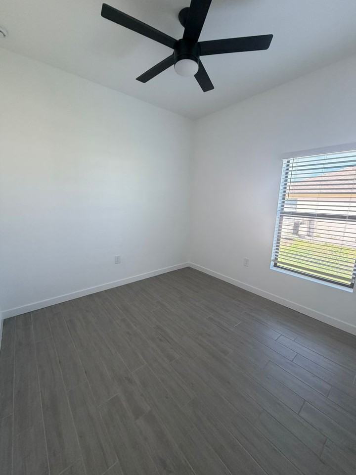 4723 22nd St Sw - Photo 6 of 39