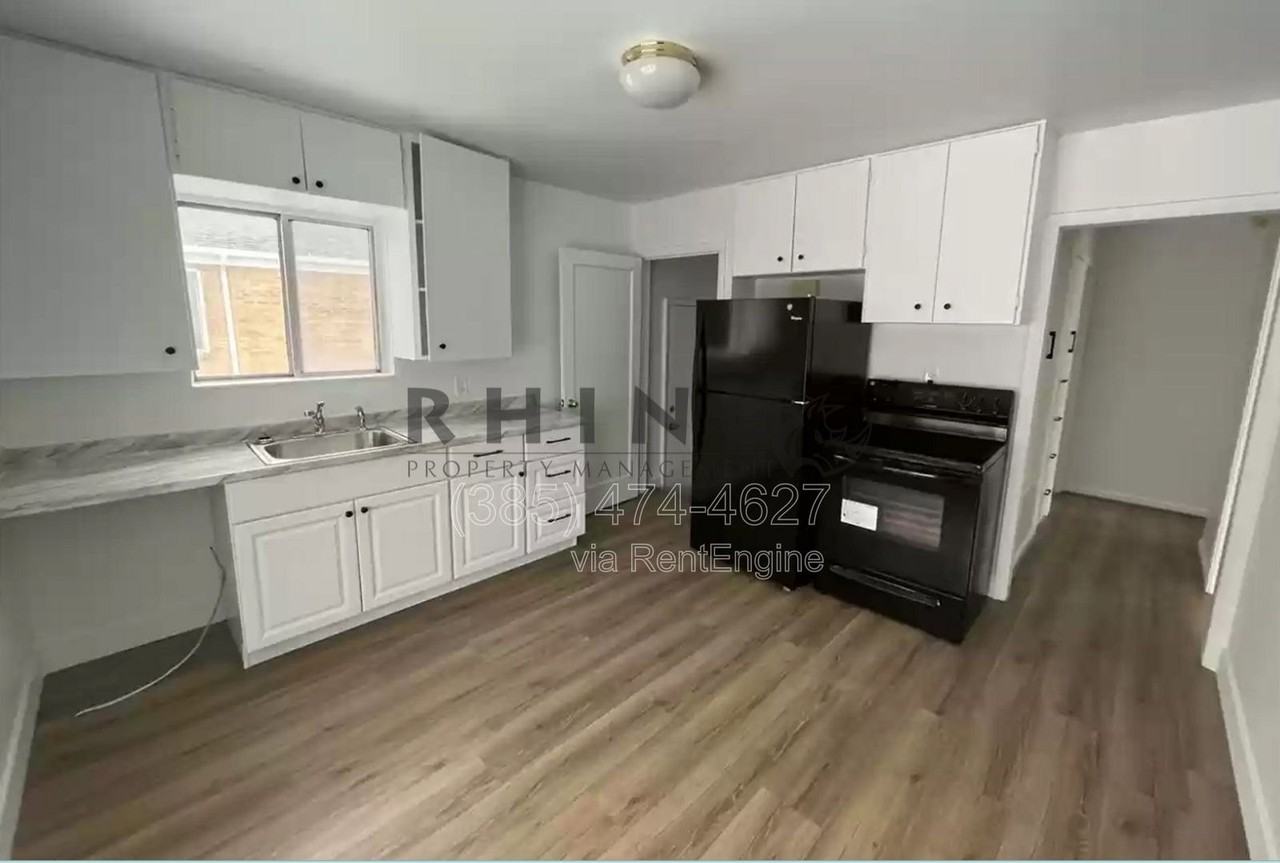 2583 S 700 E - Photo 3 of 16