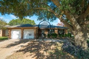 featured image of 3501 Wentworth Dr