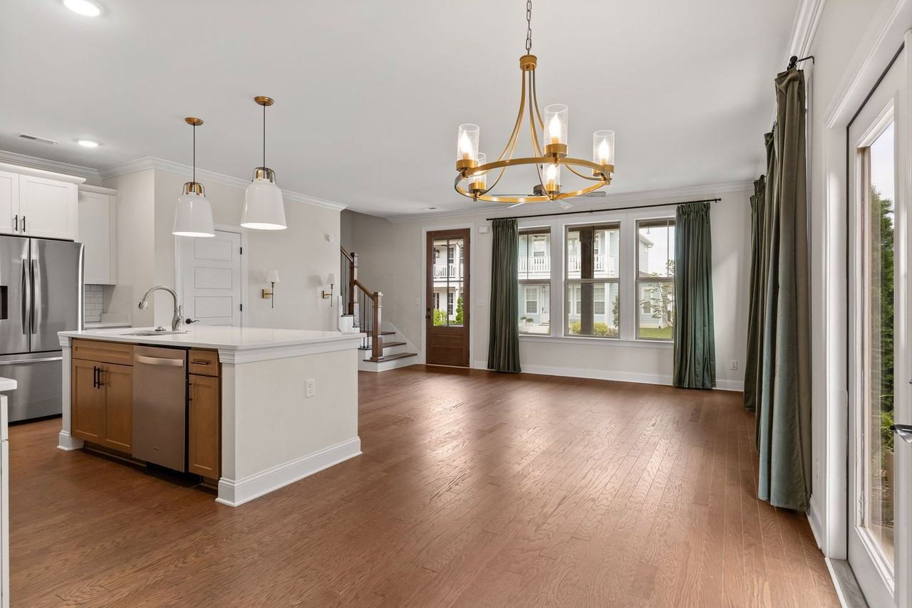 1524 Farmhouse Trl - Photo 3 of 27