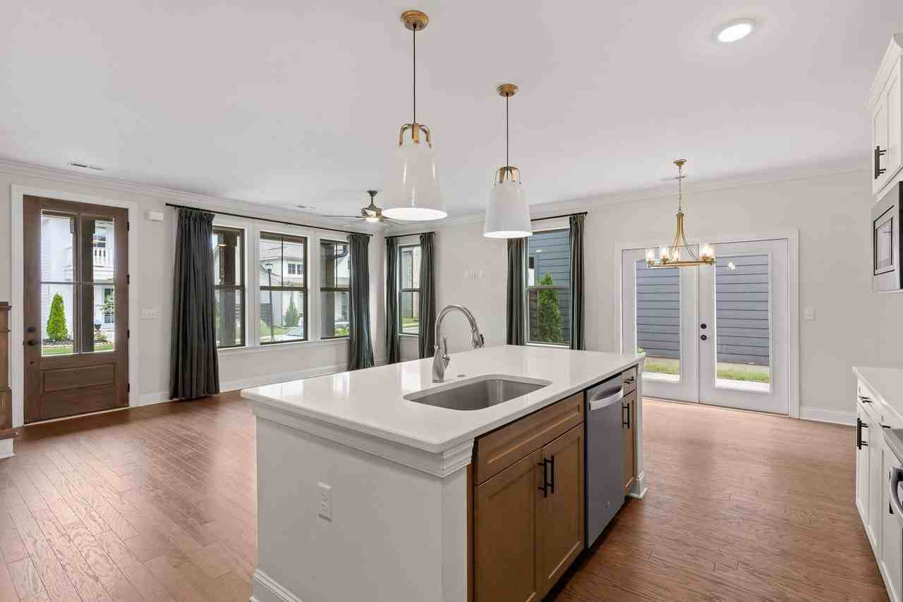 1524 Farmhouse Trl - Photo 5 of 27