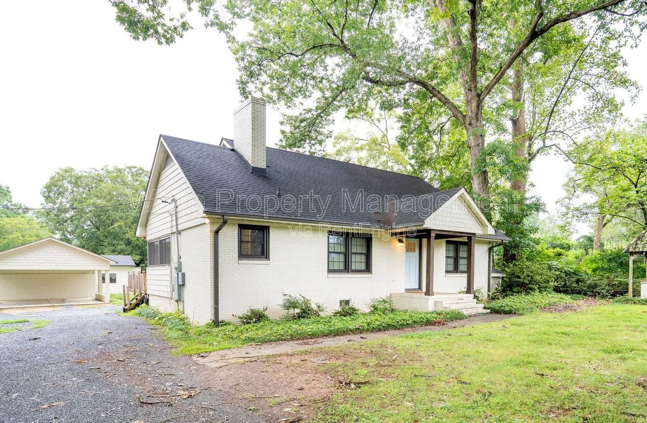 12013 Idlewild Rd - Photo 2 of 27