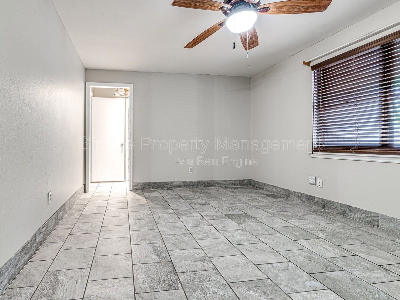 3305 Neighbors Ln - Photo 5 of 32