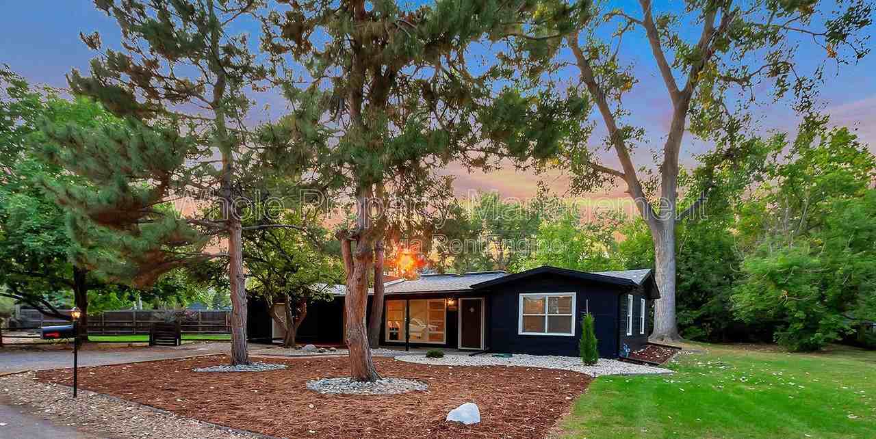 8845 W Francis Pl - Photo 2 of 22