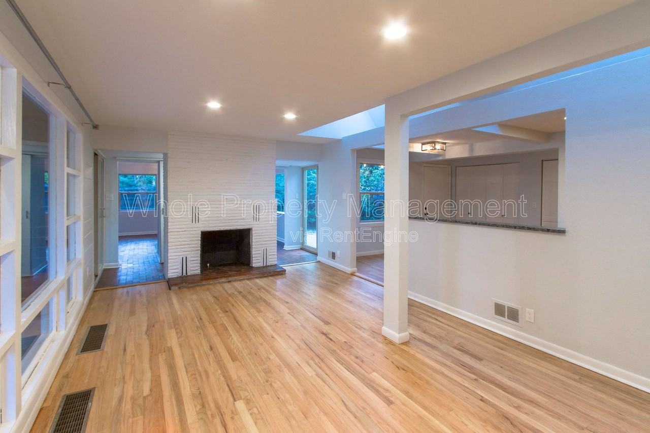 8845 W Francis Pl - Photo 3 of 22