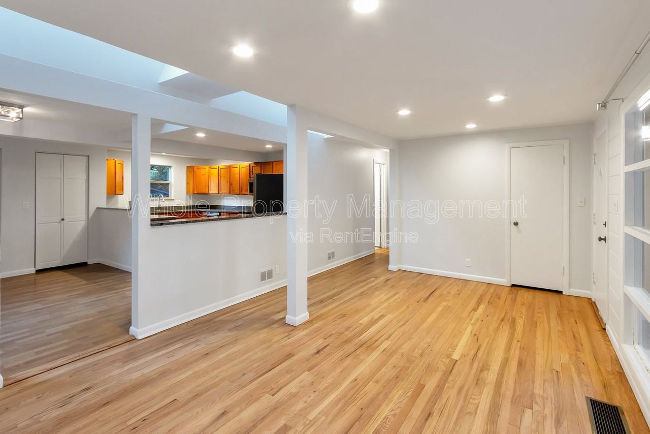 8845 W Francis Pl - Photo 4 of 22