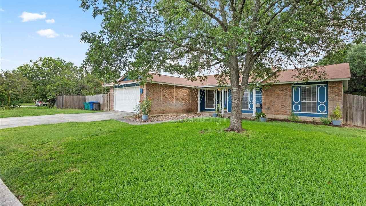 4606 Crested Land - Photo 2 of 20