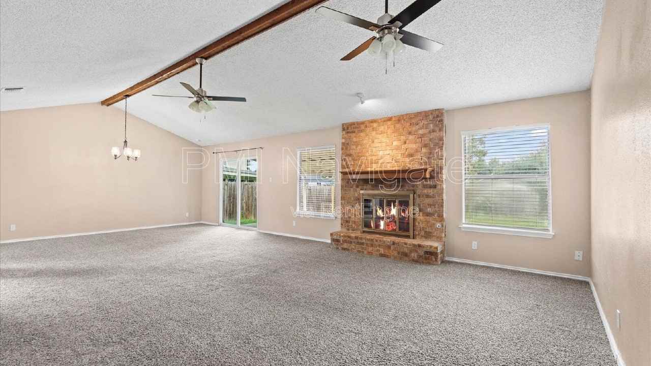 4606 Crested Land - Photo 4 of 20