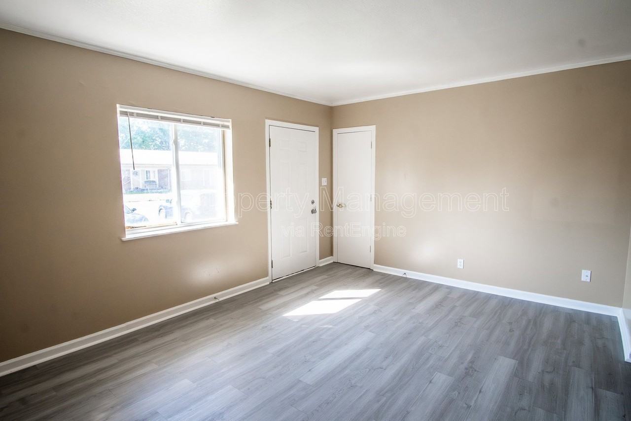 113 Louella Dr - Photo 5 of 16