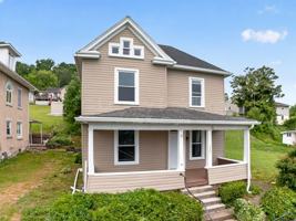 featured image of 1527 Farland Ave