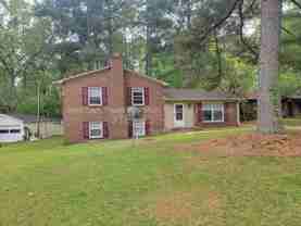 119 Monterey Ln - Photo 1 of 1