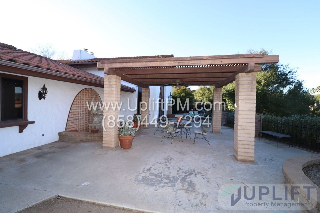 23936 Barona Mesa Rd - Photo 7 of 50
