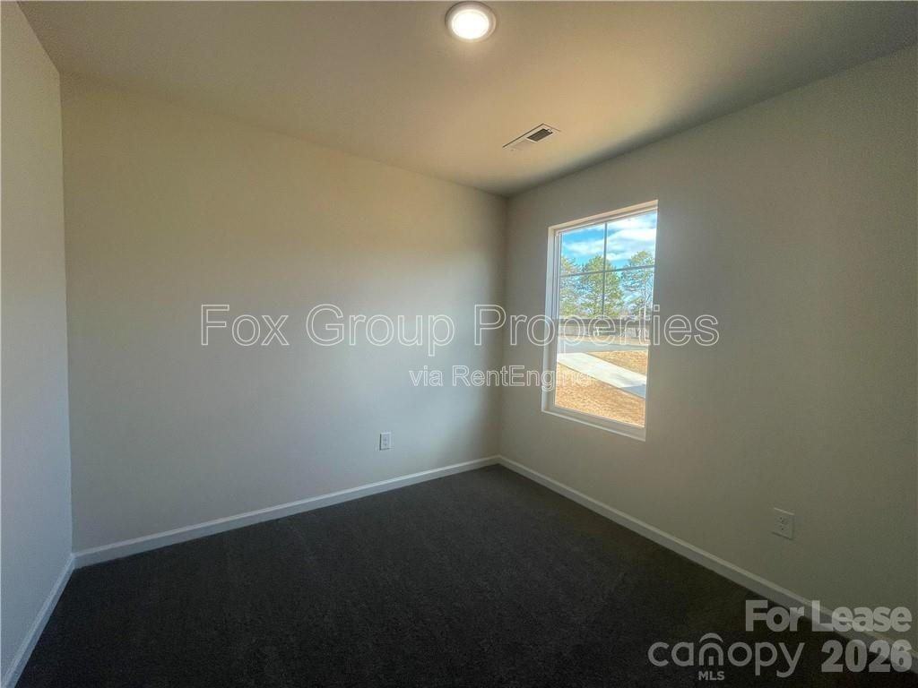 582 30th Avenue Cir Ne - Photo 6 of 14