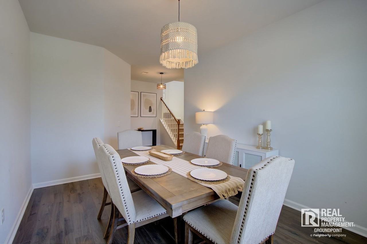 214 Honey Horn Dr - Photo 5 of 34