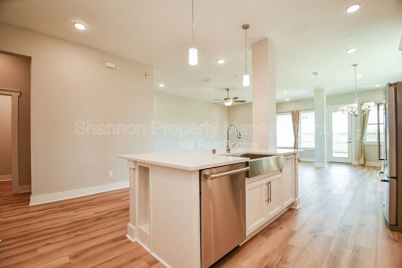 4623 Cold Stream Ct - Photo 7 of 26