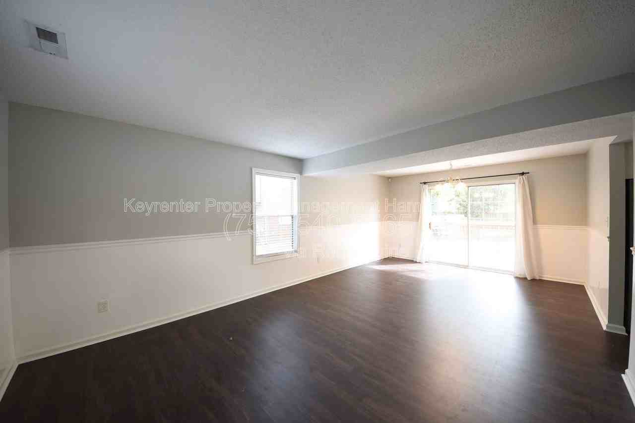1549 River Creek Cres - Photo 5 of 47