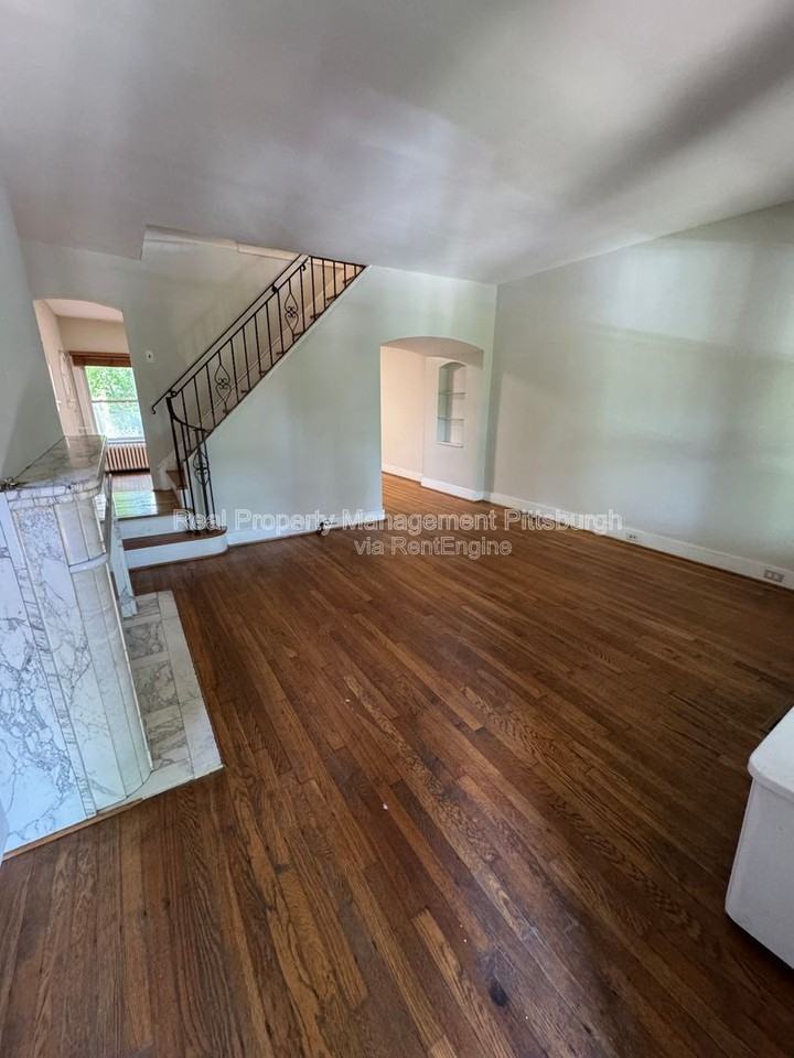 5622 Darlington Rd - Photo 4 of 23