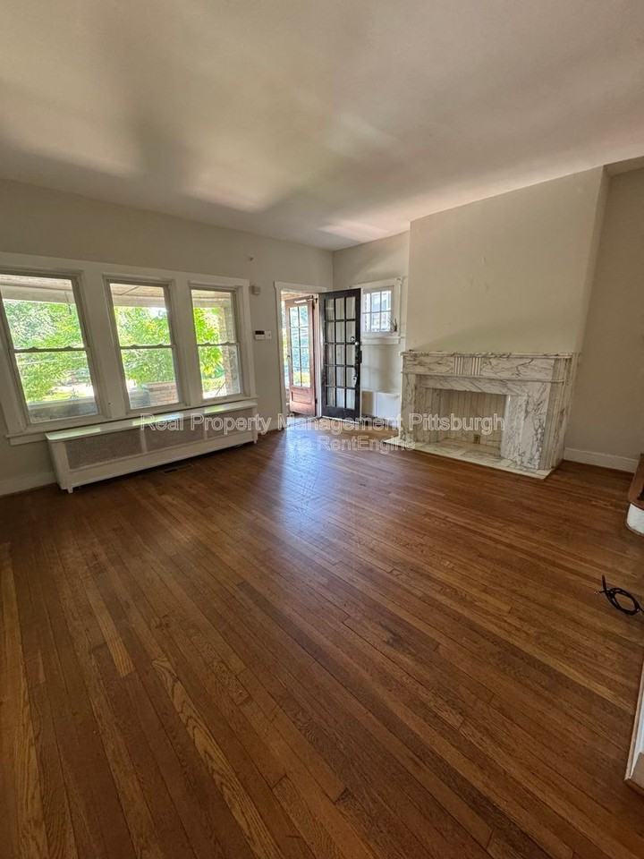 5622 Darlington Rd - Photo 5 of 23