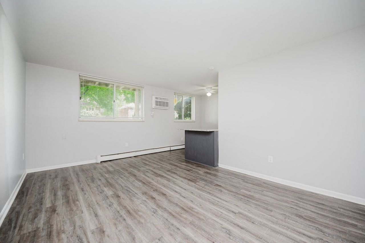 6300 Montgomery Rd #4 - Photo 4 of 17