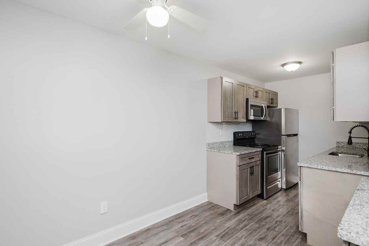 6300 Montgomery Rd #4 - Photo 5 of 17
