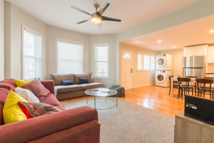 1 Bed / 1 Bath Apartment in East Boston - Photo 2 of 29