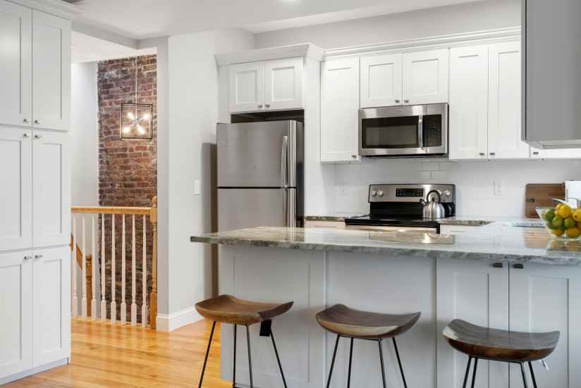 1 Bed / 1 Bath Apartment in East Boston - Photo 6 of 10