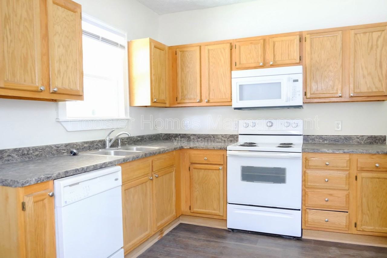 4245 College - 4247 - Photo 3 of 14