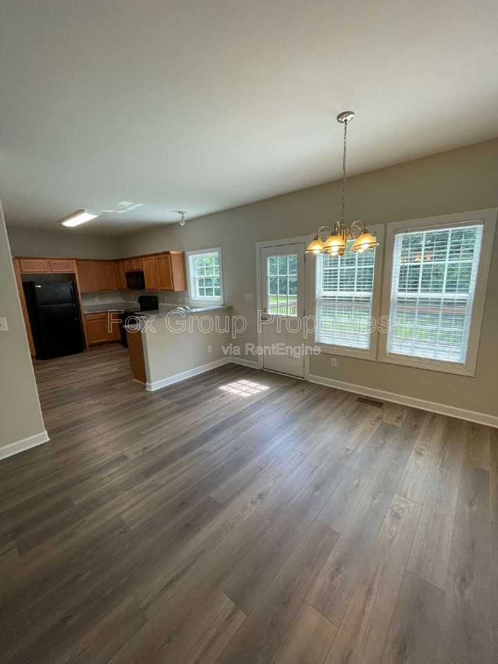 3965 Kimberly Pl - Photo 4 of 20