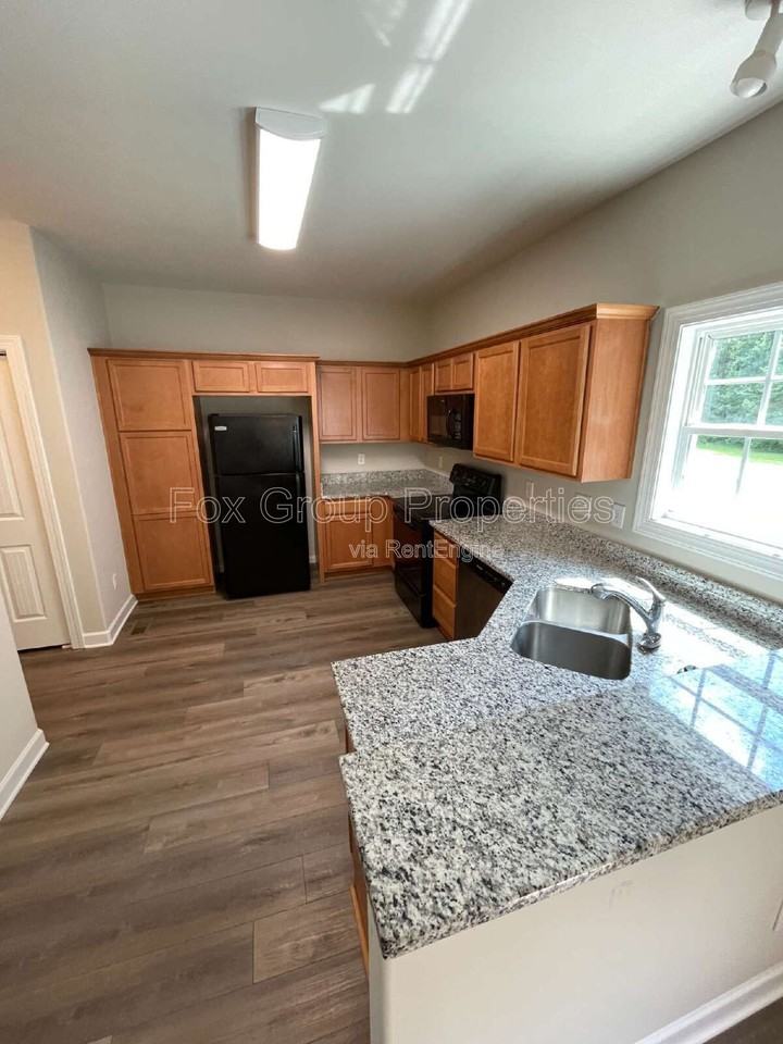 3965 Kimberly Pl - Photo 7 of 20