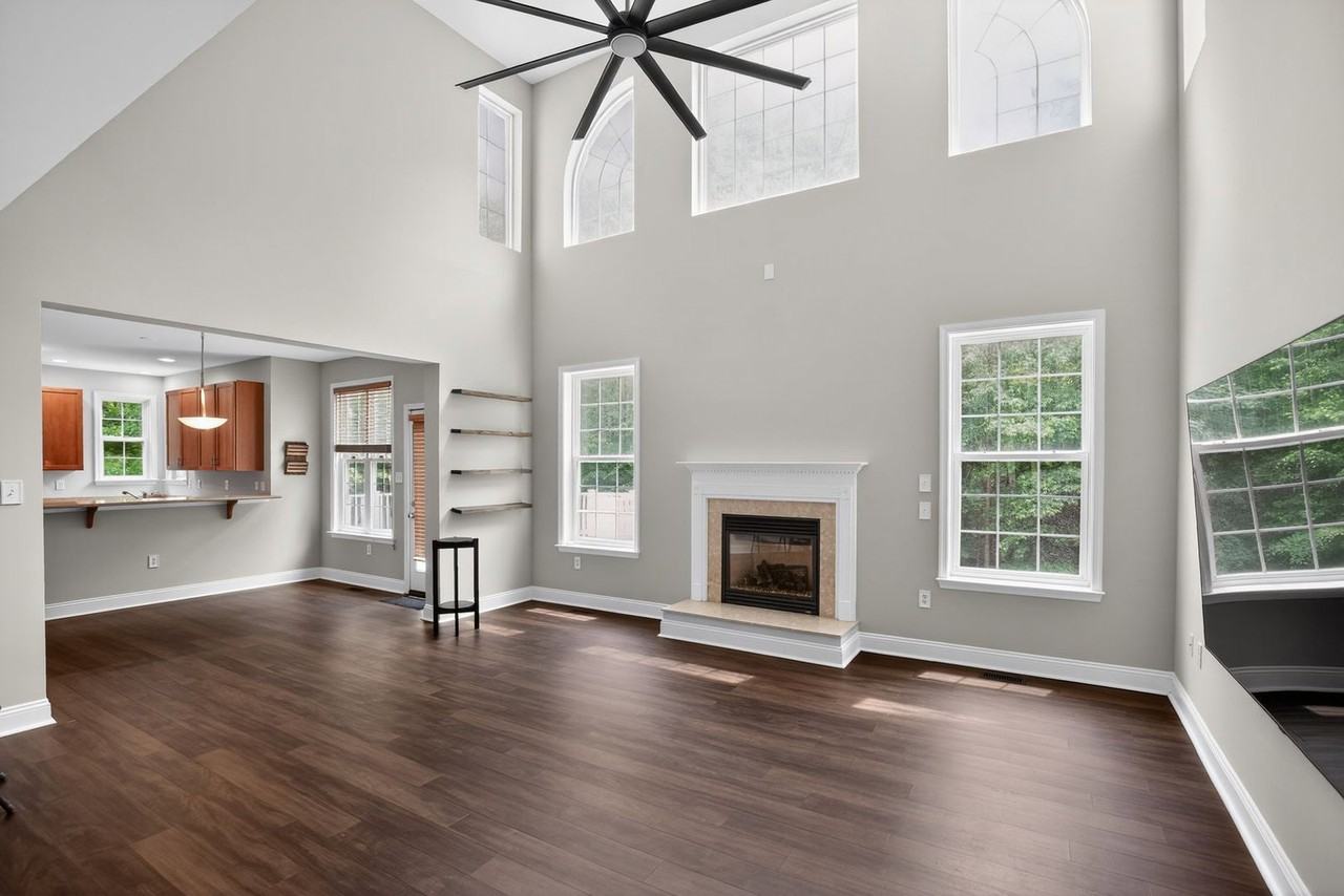 15152 Robbers Roost Ct - Photo 4 of 17