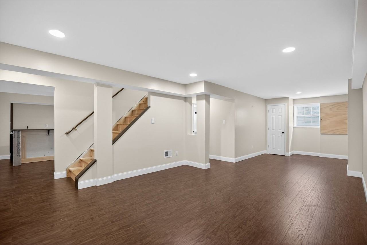 15152 Robbers Roost Ct - Photo 5 of 17