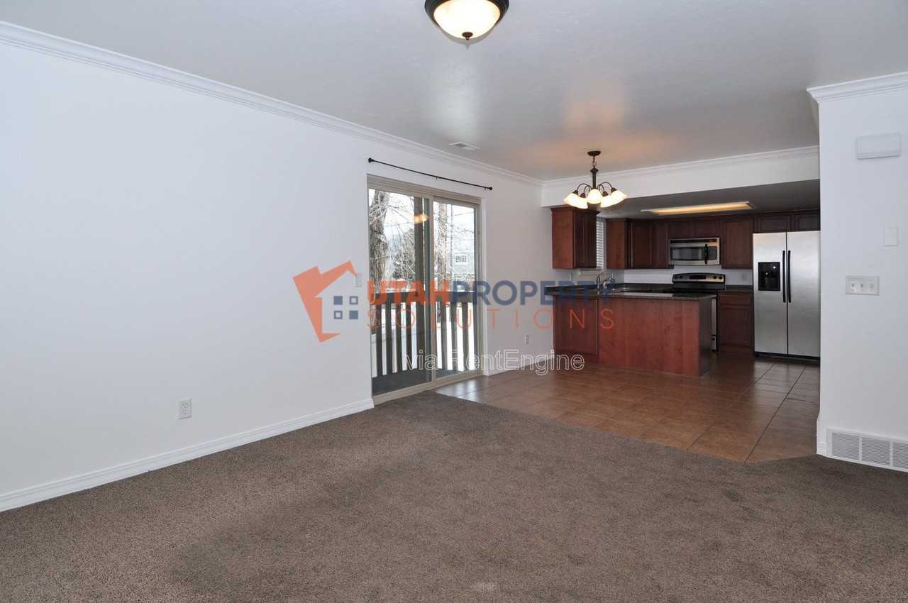 887 E Cedar Pine Ct #21 - Photo 5 of 18