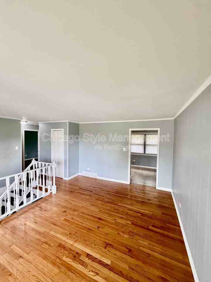 4507 Balmoral Dr - Photo 2 of 9